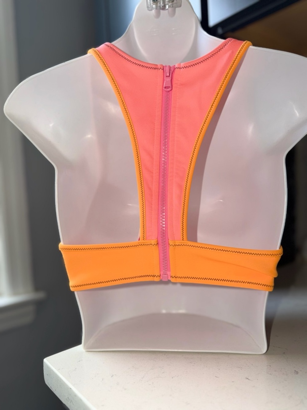 Victoria's Secret Coral & Orange Underwire Bikini Top - Picture 3 of 4
